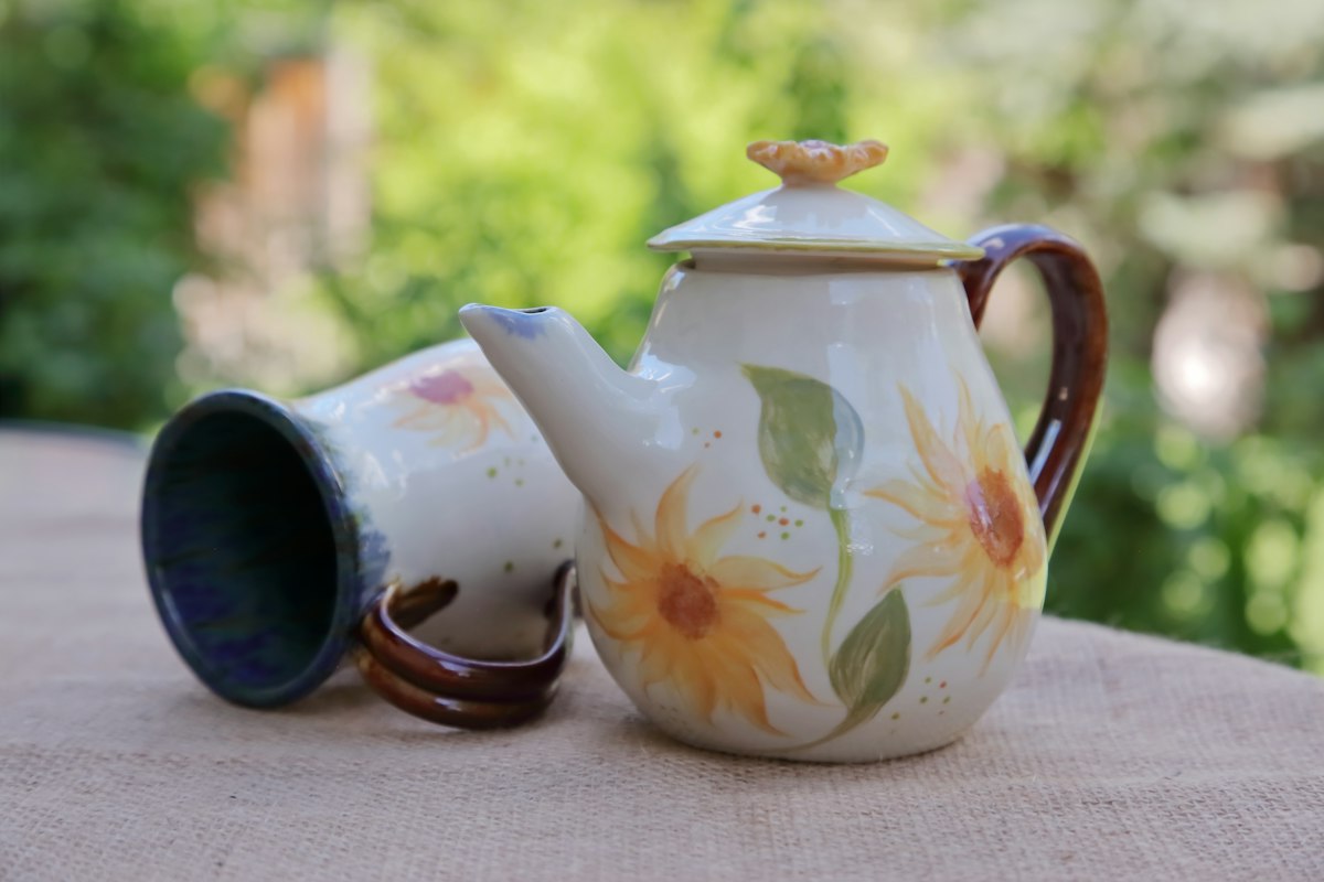 Quality tea accessories showcase